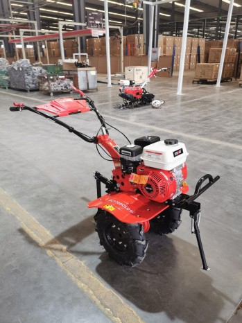 Máy xới đất chạy xăng YIKITO 270 